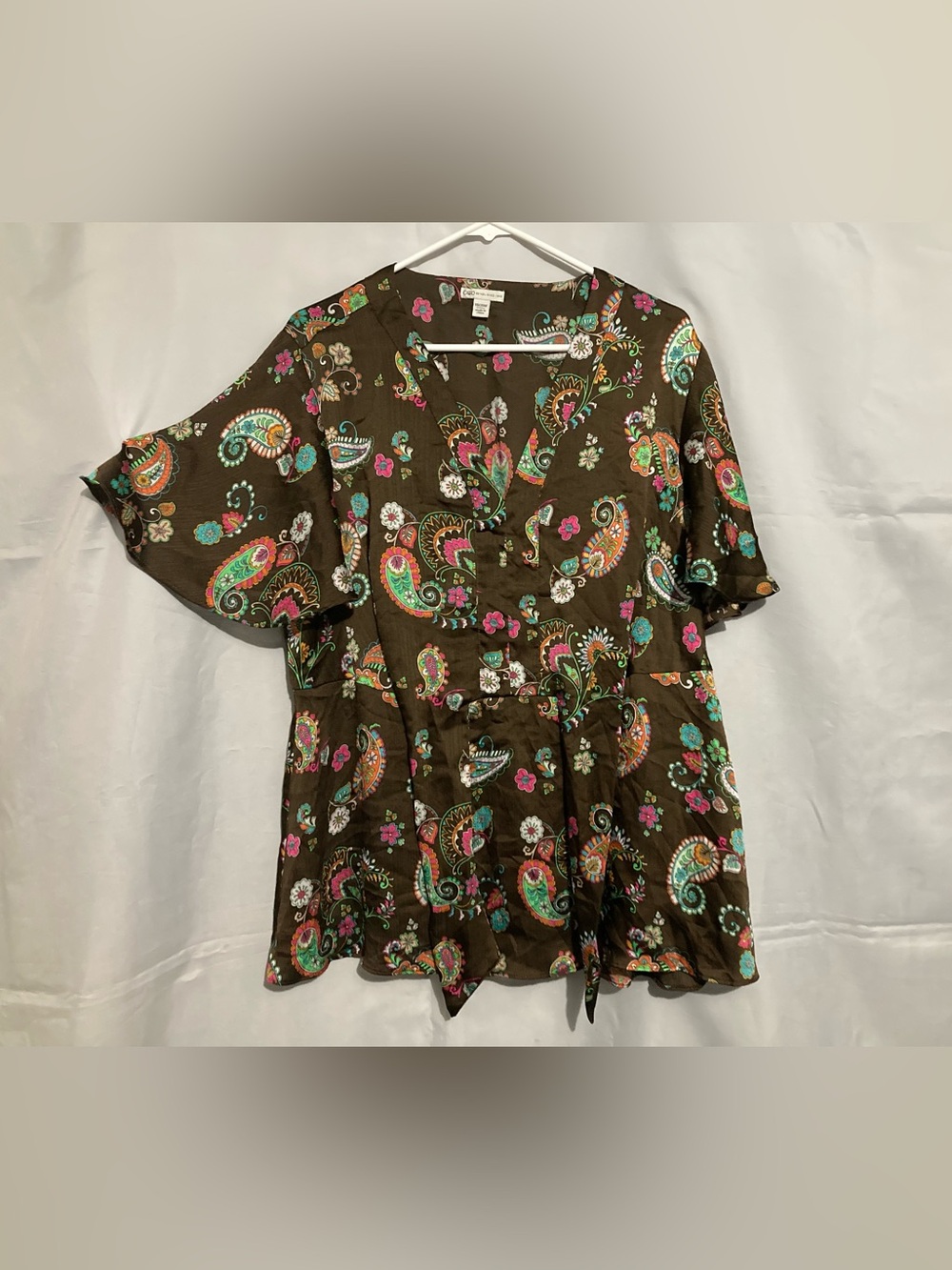 ❤️3/$15 Women's Brown Paisley Tie-Waist Blouse
